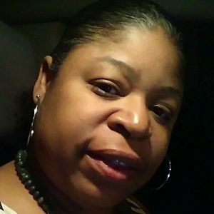 Meet your Posher, Stacey